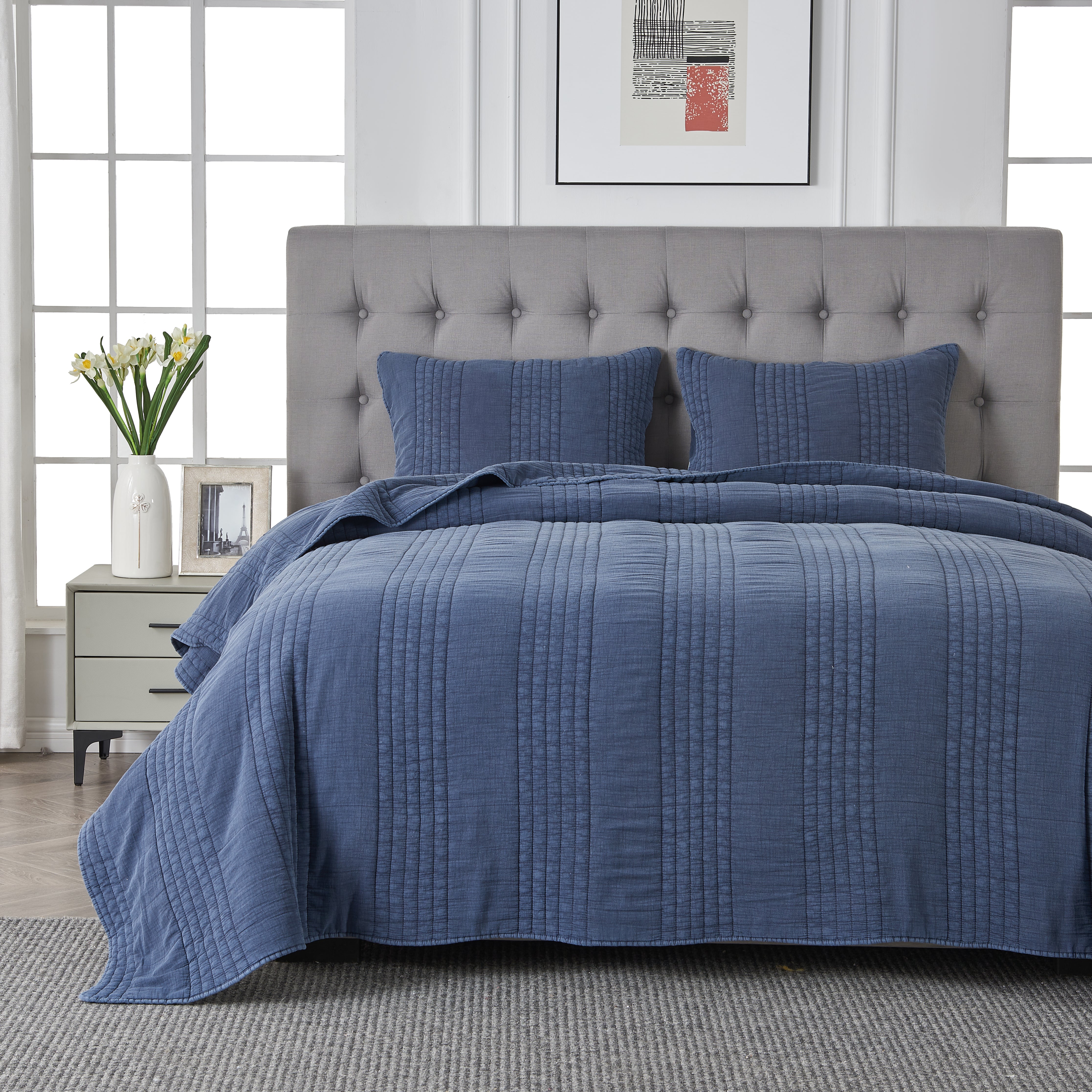 Cotton outlet stonewash full/queen quilt !