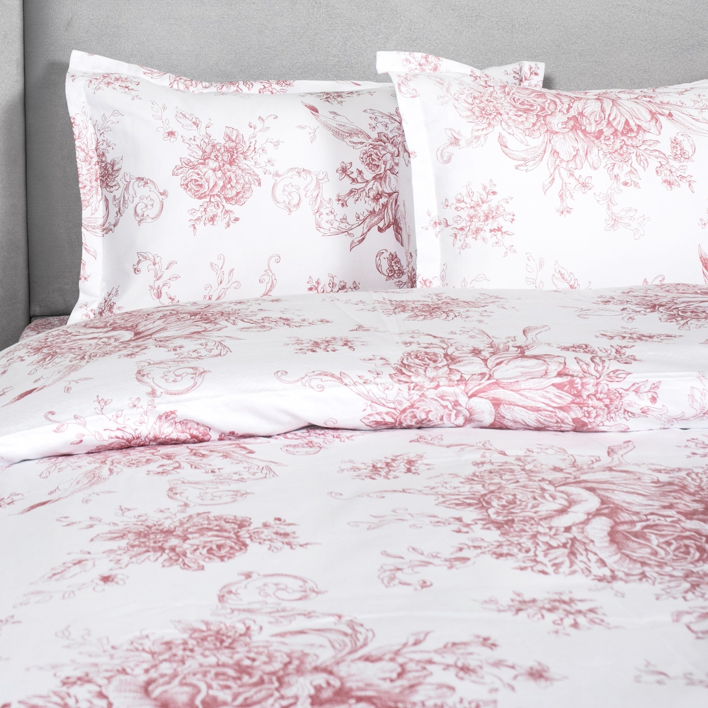 Toile 2024 bedspread and pillows-Queen Size