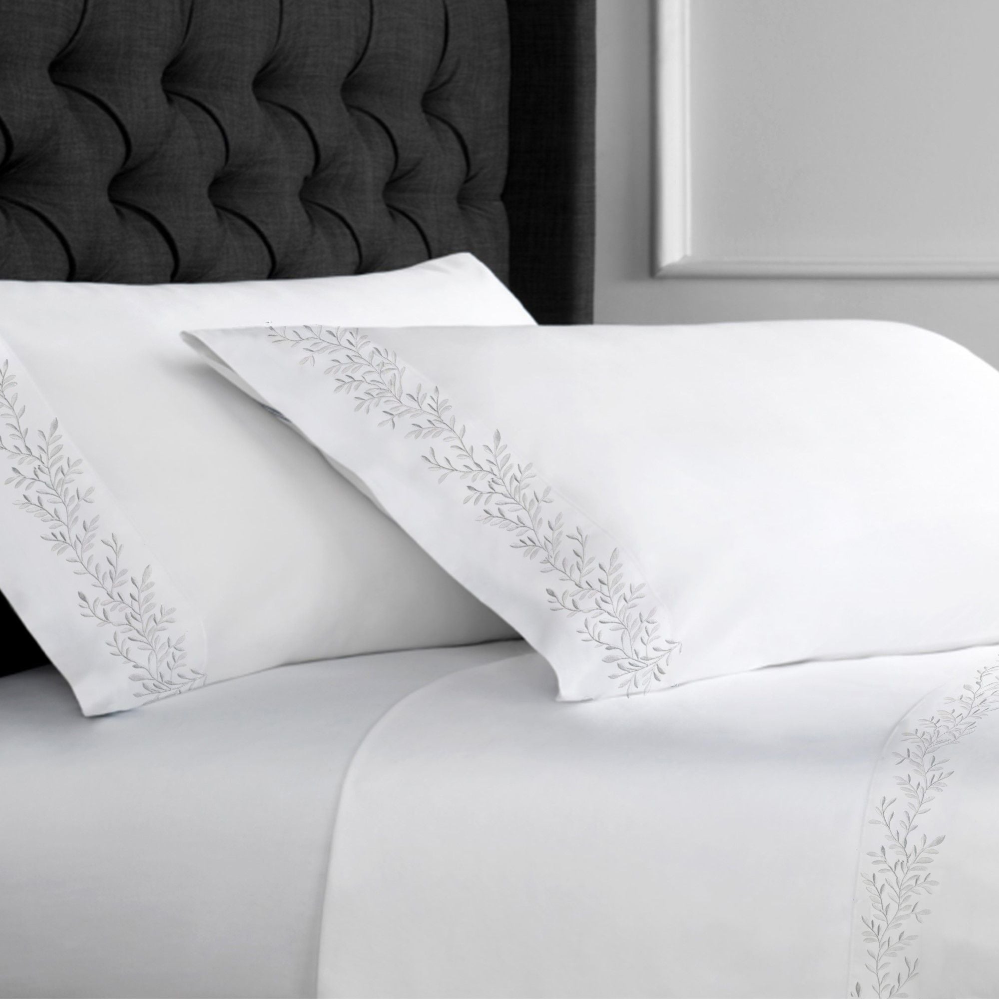 Lace trimmed outlet sheets and pillowcases